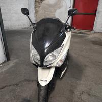 Yamaha T Max - 2009