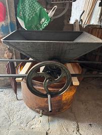 Pigiatrice per uva manuale