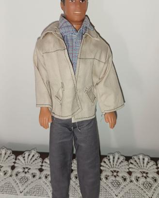 Ken Barbie Doll / Bambola Ken di Barbie anni 2000