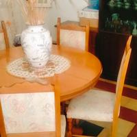 tavolo allungabile (8 persone)con sedie 