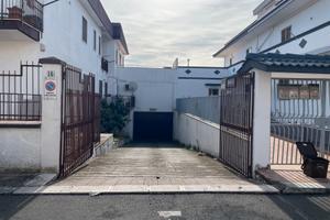 Locale 400 mq Via Daunia