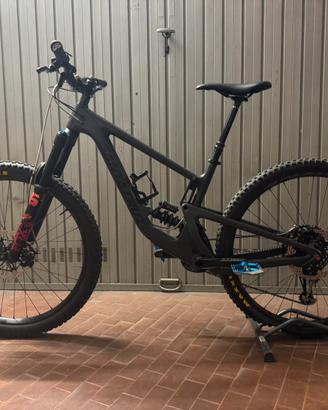 Santa Cruz Megatower Carbon