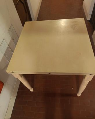 tavolo e 4 sedie in legno massello 