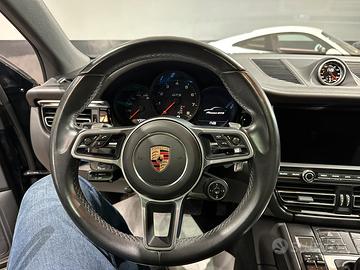 Macan gts con garanzia ufficiale