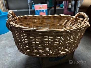 Cesto in rattan