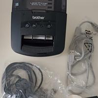 Brother QL 700 stampante per etichette adesive. 