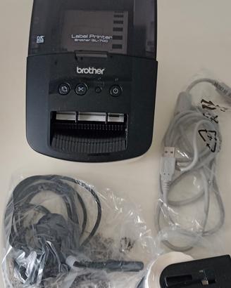 Brother QL 700 stampante per etichette adesive. 