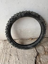 gomma anteriore cross metzeler