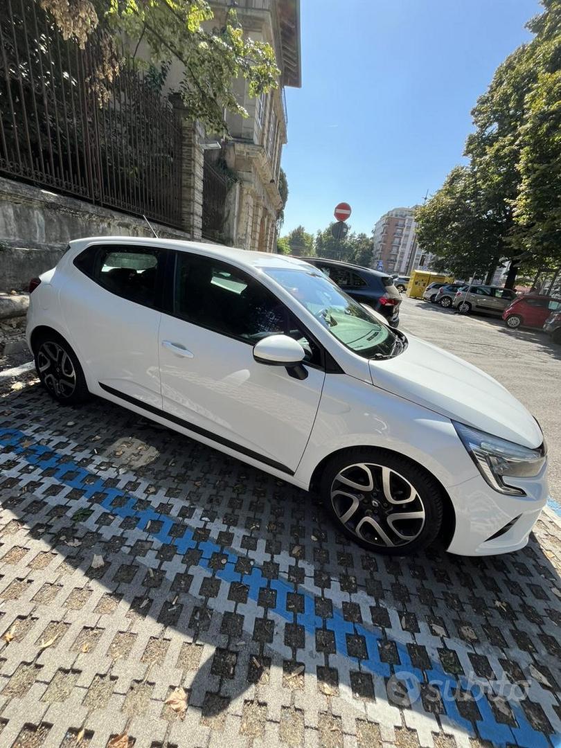 Renault Clio 2021 photo 3