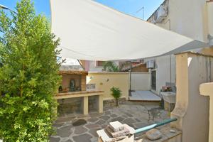Primo ed ultimo piano con cortile