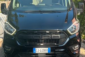 FORD TOURNEO CUSTOM 130cv - 8p - 2022
