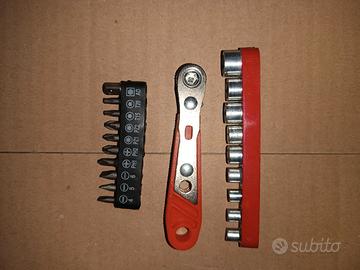 Set Cacciavite a Cricchetto di Precisione con Inse
