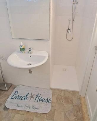 Nettuno bilocale condominio incluso