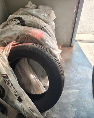 Pneumatici Dunlop Grandtrek PT30 225 60 R18 100H