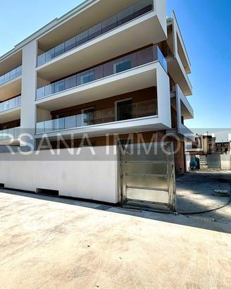 Appartamento con terrazzo rifiniture super