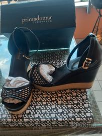 Sandalo con zeppa Prima Donna