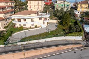 Montepagano Casa Singola vista mare e monti