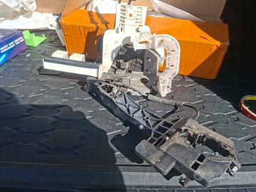 Serratura per Kia oppure Hyundai n. 81310D3010