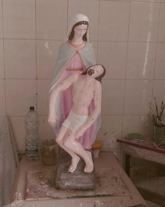 Statua pietà 