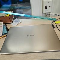 ASUS VivoBook S