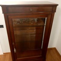 Vetrinetta in noce massello