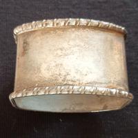 Portatovagliolo singolo in argento 800