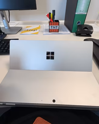 Microsoft Surface Pro 11 – Perfetto stato