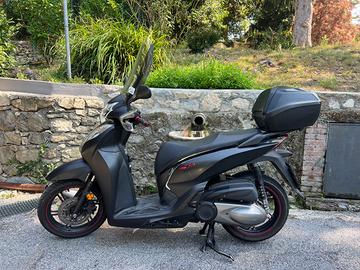 Honda Sh 300i Sport