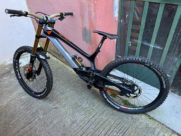 YT Industries Tues 2018