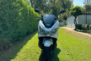 Honda pcx 150 pronta per correre