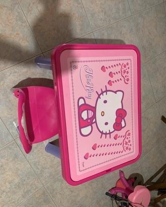 Tavolinetto con sedia Hello Kitty