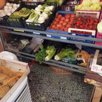 Espositori cassette frutta e verdura