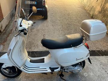 Vespa lx 150