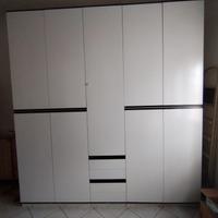 ARMADIO MODERNO