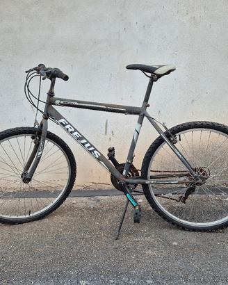 Mountain bike: bici mtb e bici enduro

