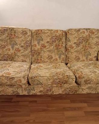 Salotto (Divano 3 posti + 2 Poltrone