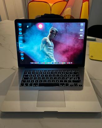 macbook pro 15”