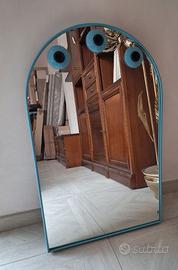 specchio vintage da trucco con luci