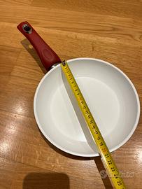 Padella mai utilizzata cm 20