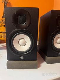 Coppia Monitor Studio Yamaha HS5 + Pad Isolanti