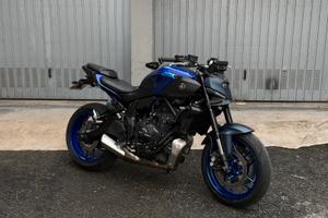Yamaha mt 07 35kw full optional + accessori