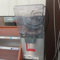 Frigobibita Ugolini.
Prezzo 120,00 euro.
Inf