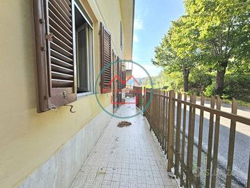 Appartamento di 110 m² con 4 locali a Montecatini-
