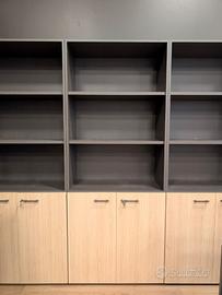 Mobile libreria alta ante cieche