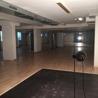 Palestra/sala convegni 250 mq. doppi servizi