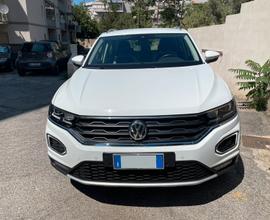 Volkswagen T-Roc - 2.0 tdi 150cv DSG