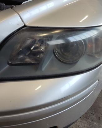Proiettore sinistro VOLVO V50 del 2006