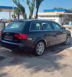 vende Audi A 4 