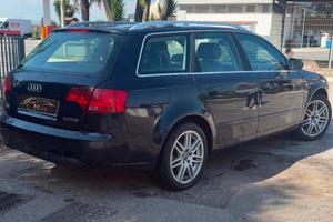 vende Audi A 4 