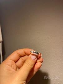 Anello Pandora